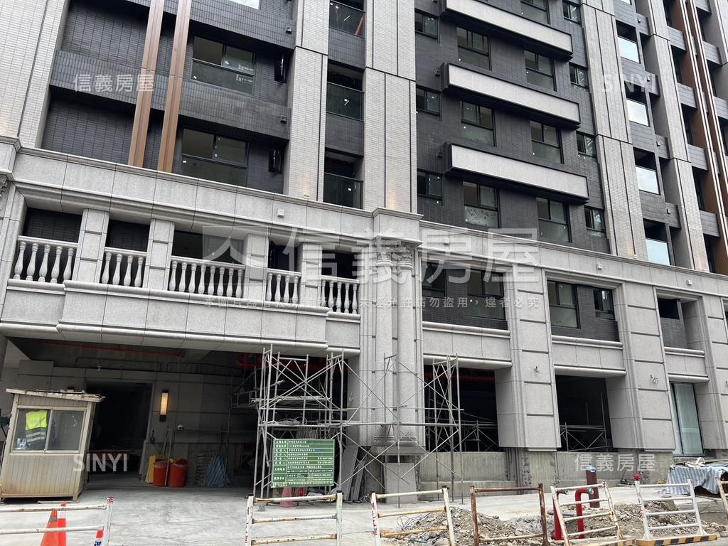 市政愛悅露台三房車位房屋室內格局與周邊環境