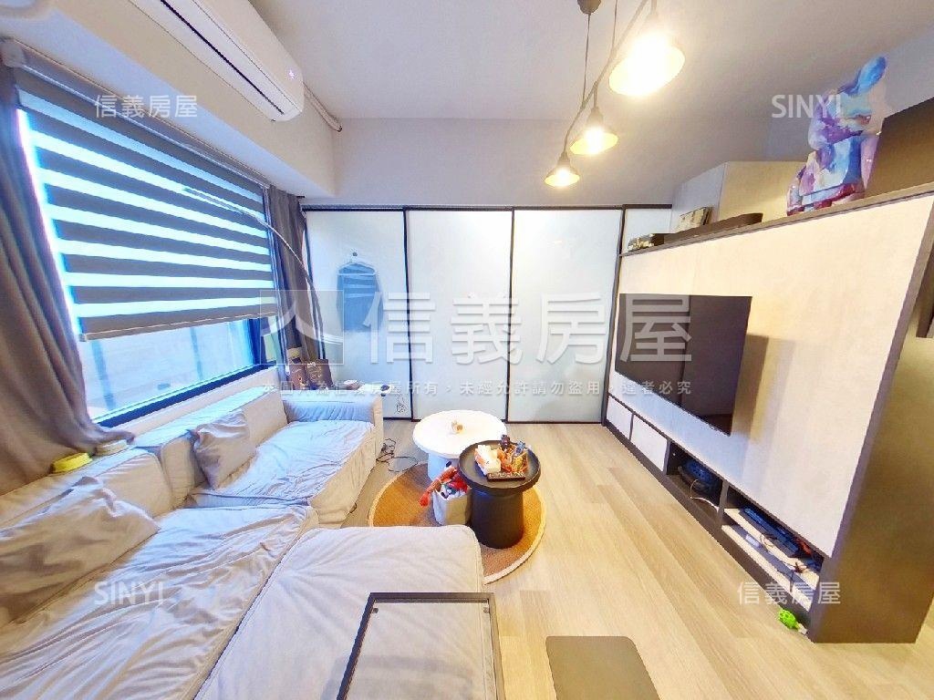 中正文華邊間平面車位房屋室內格局與周邊環境