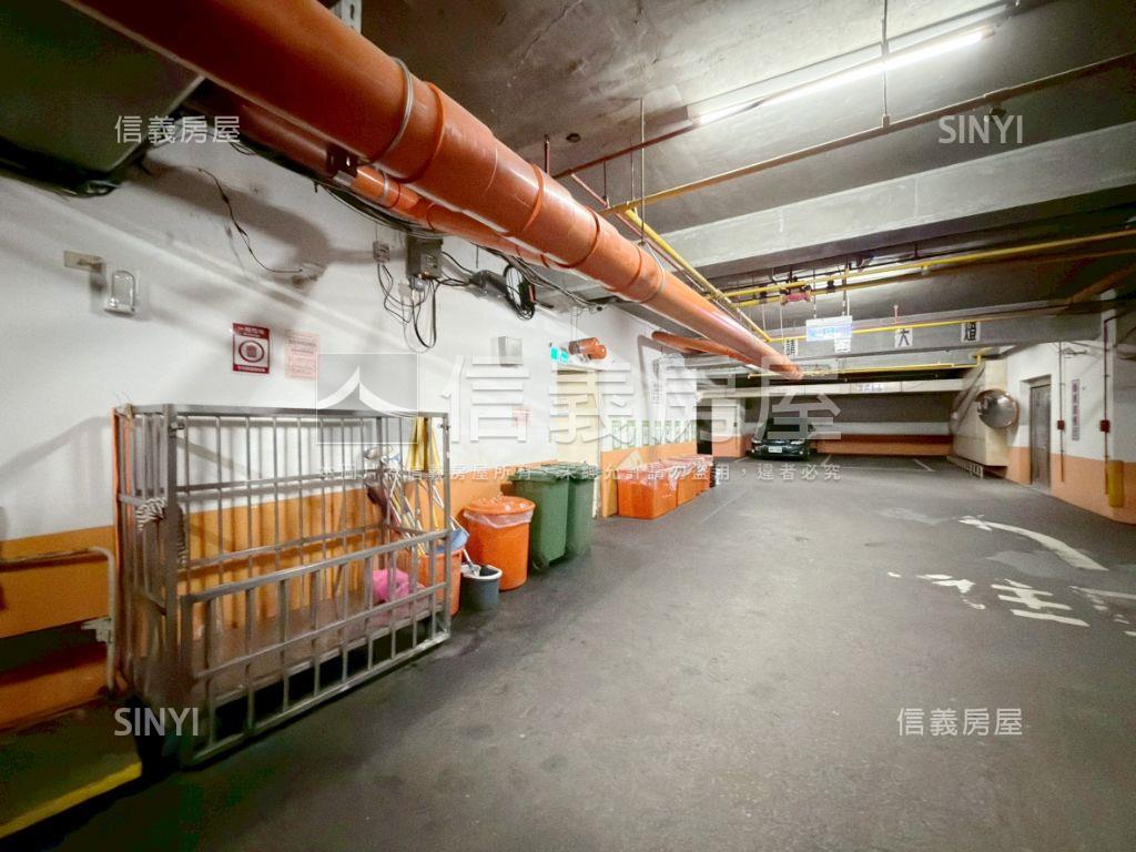 環翠明亮三房帶子母車位房屋室內格局與周邊環境