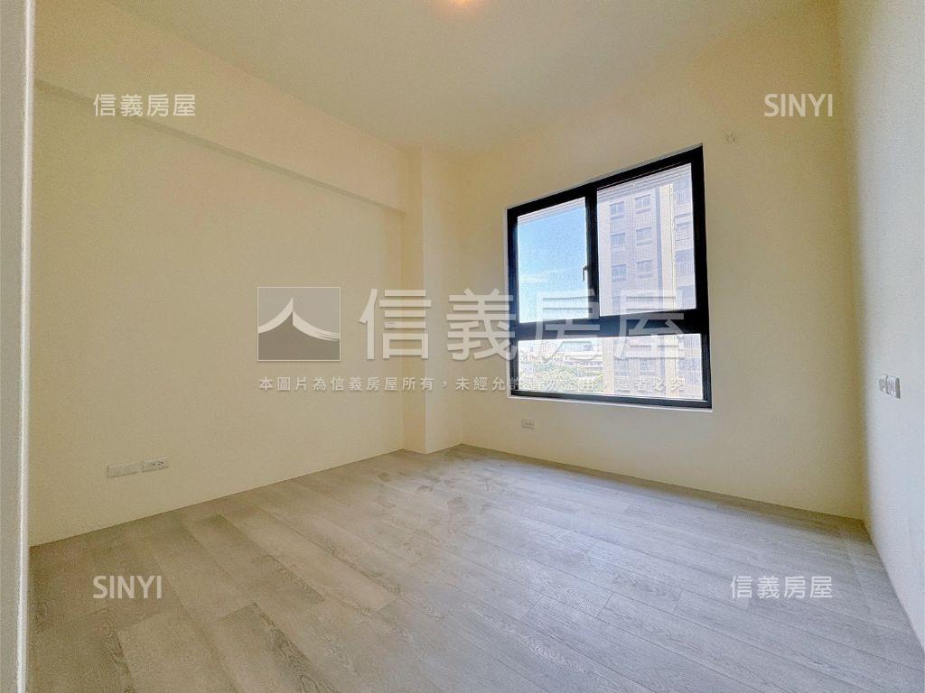 客運園區璟都艾美兩房車位房屋室內格局與周邊環境