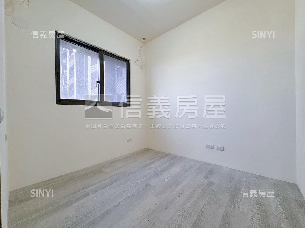 客運園區璟都艾美兩房車位房屋室內格局與周邊環境