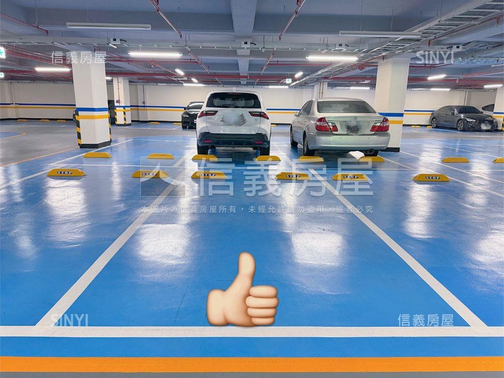 客運園區璟都艾美兩房車位房屋室內格局與周邊環境