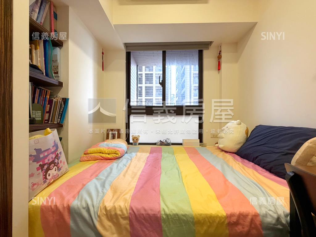 多城ＭＭ｜時尚２房車位房屋室內格局與周邊環境