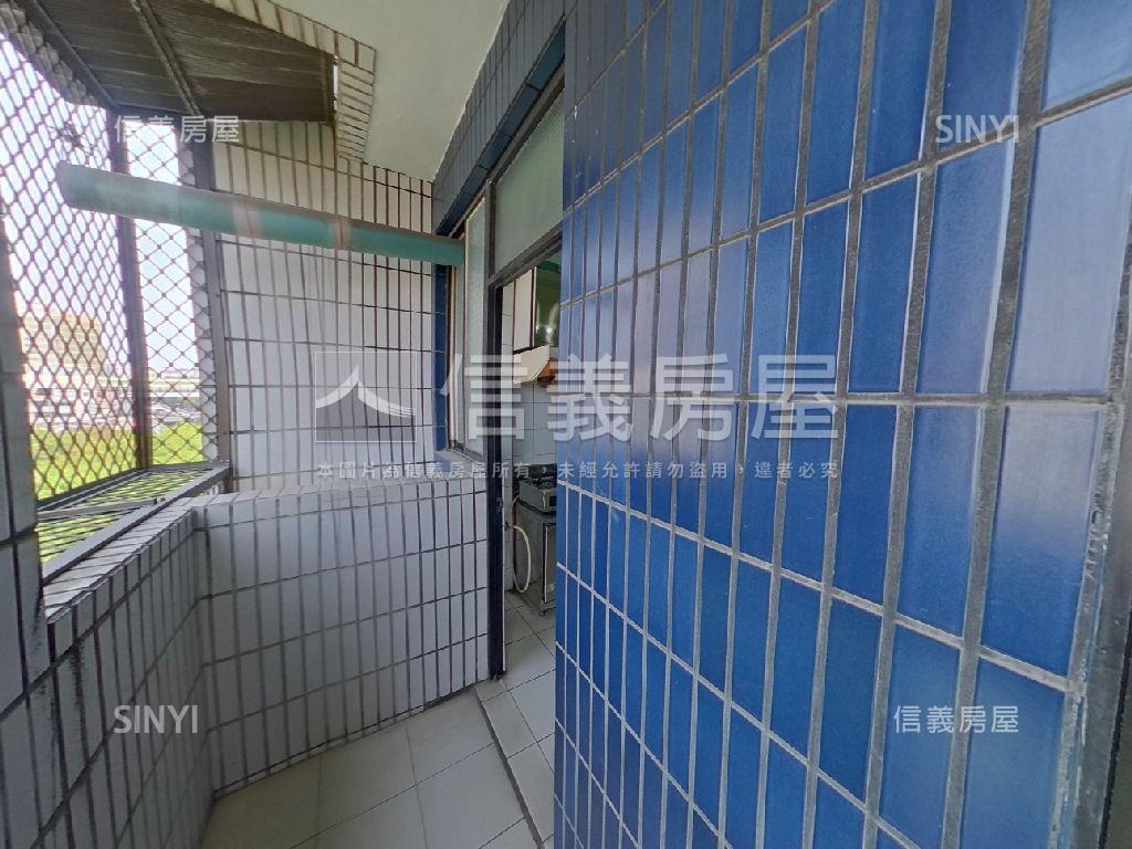 專任單坪１字頭近捷運三房房屋室內格局與周邊環境