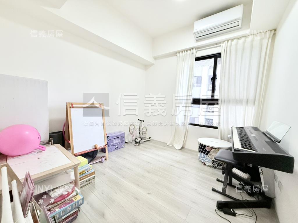 登陽三房平車美裝潢房屋室內格局與周邊環境