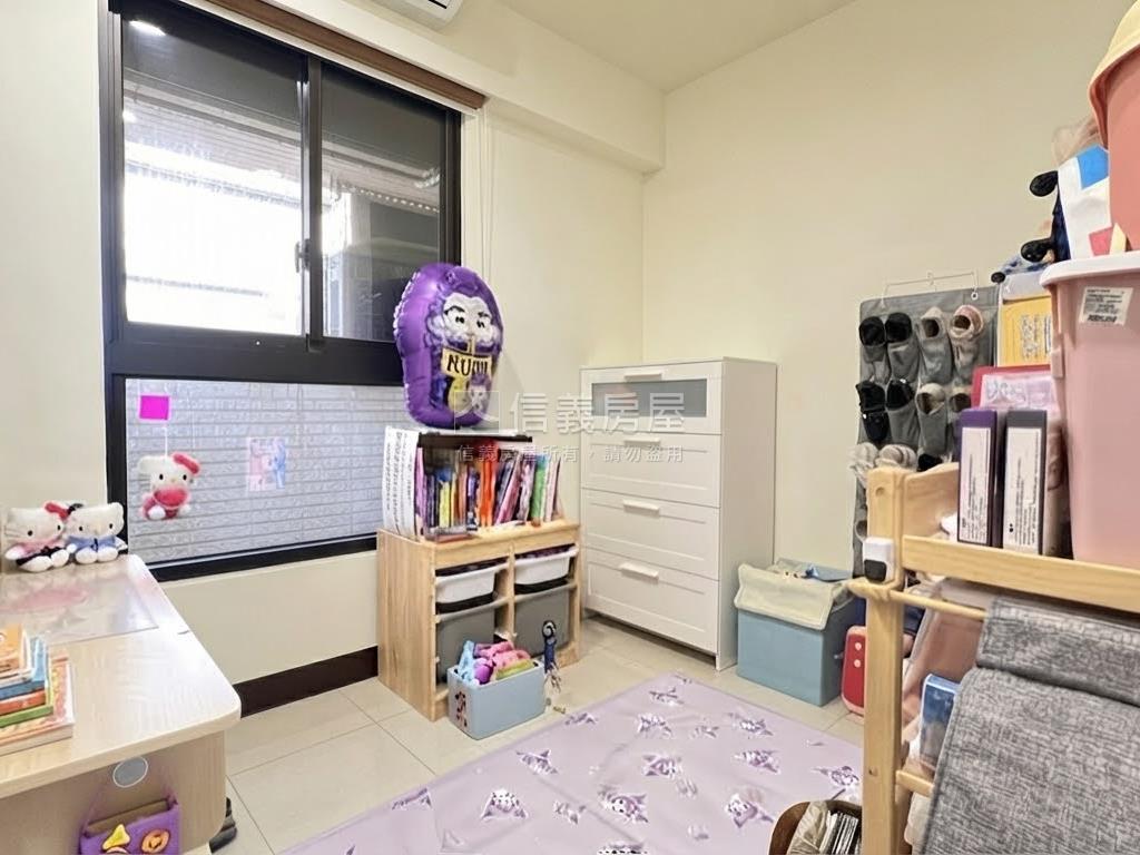 ＥＶＯ海景。輕裝邊間平車房屋室內格局與周邊環境
