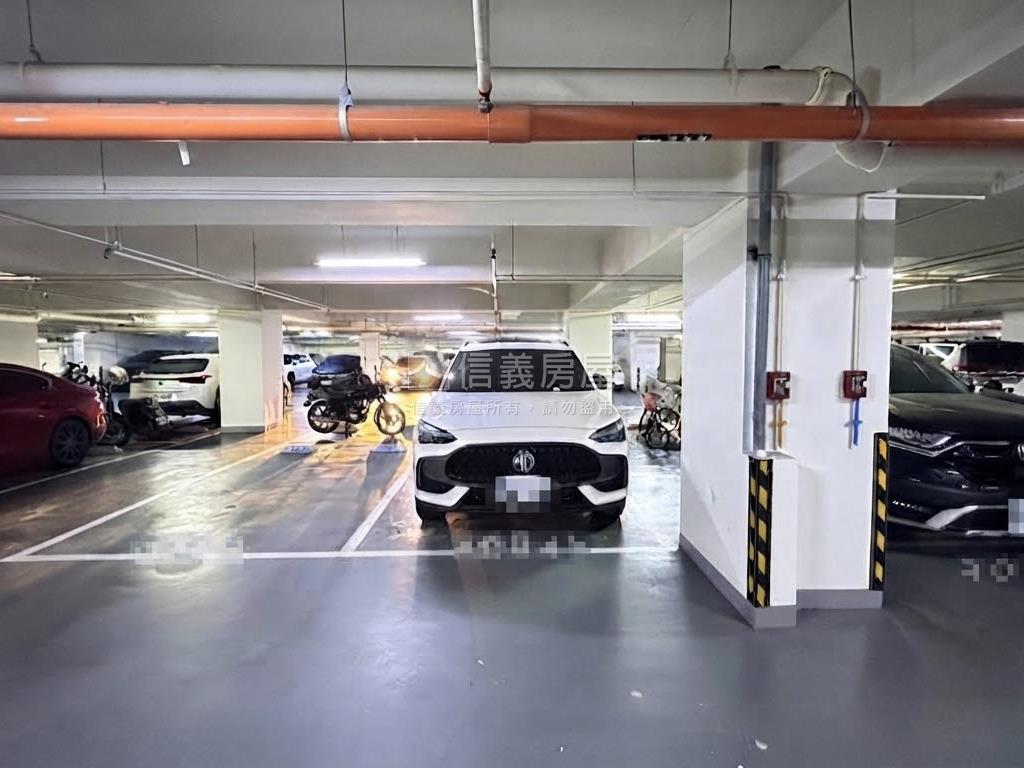 ＥＶＯ海景。輕裝邊間平車房屋室內格局與周邊環境