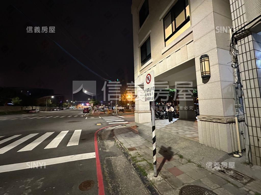 近輕軌首購宅房屋室內格局與周邊環境