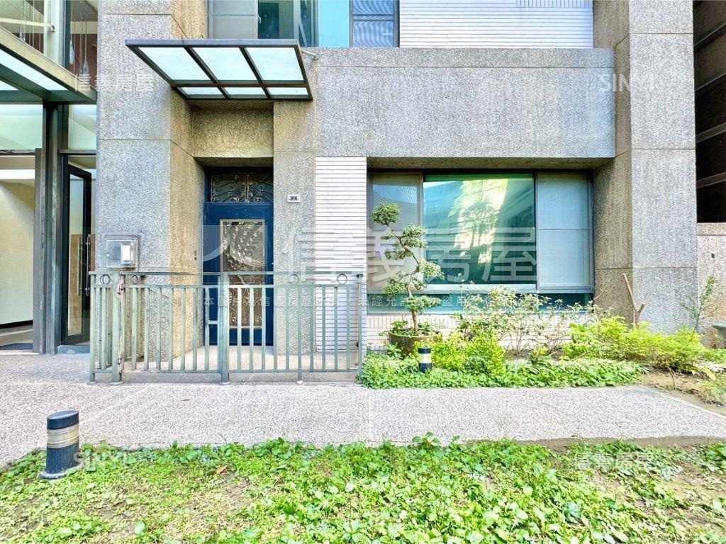 最上石四房平車庭院宅房屋室內格局與周邊環境