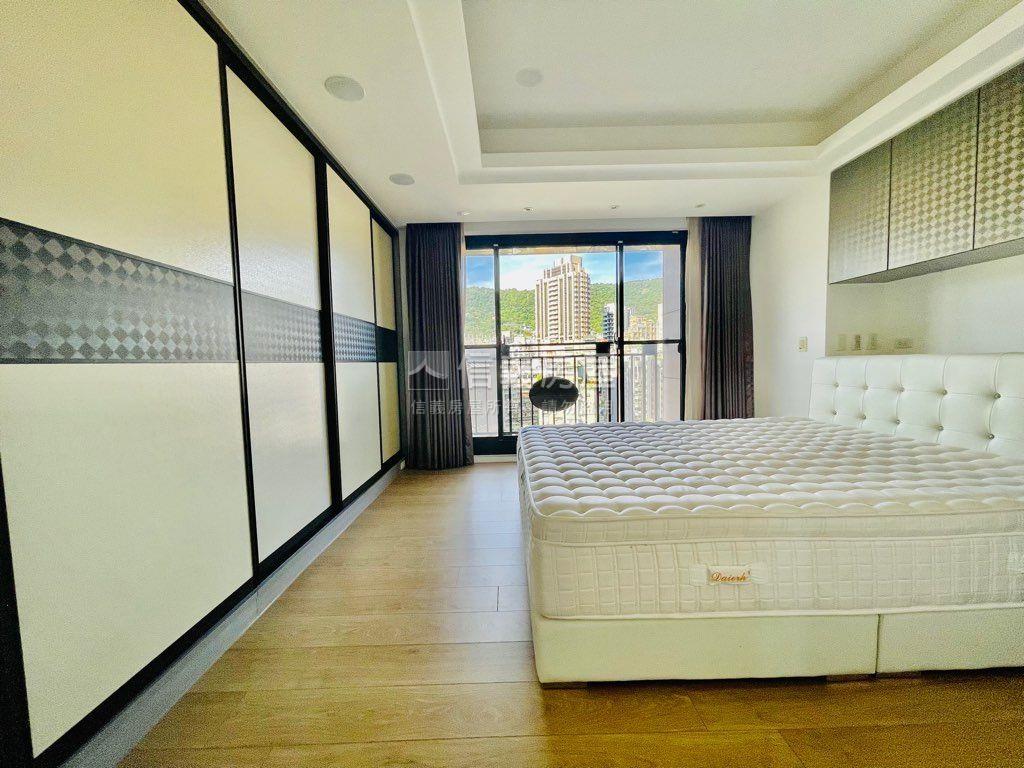 天玉縱橫高樓景觀房屋室內格局與周邊環境