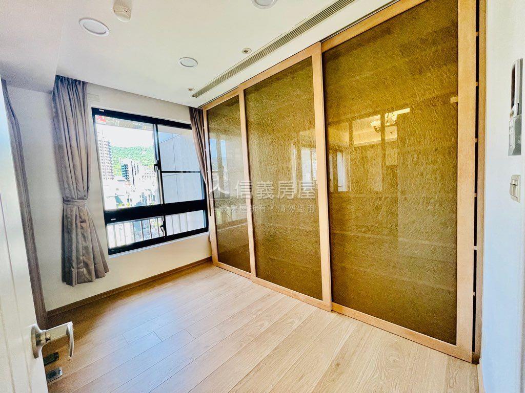 天玉縱橫高樓景觀房屋室內格局與周邊環境