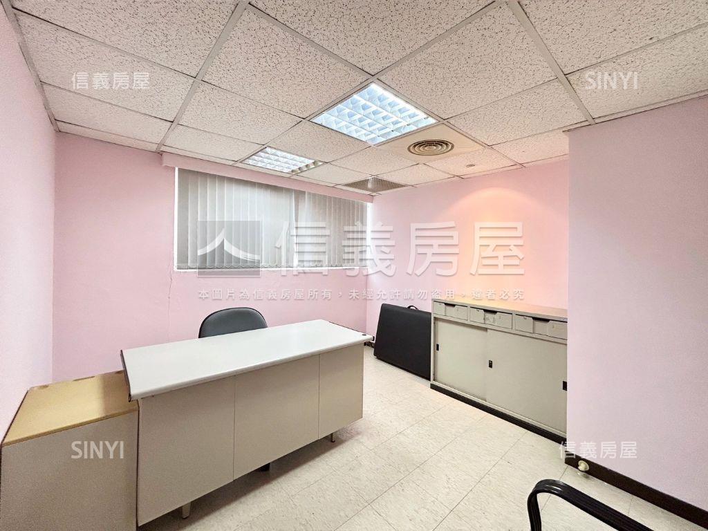 市區近車站辦公空間附車位房屋室內格局與周邊環境