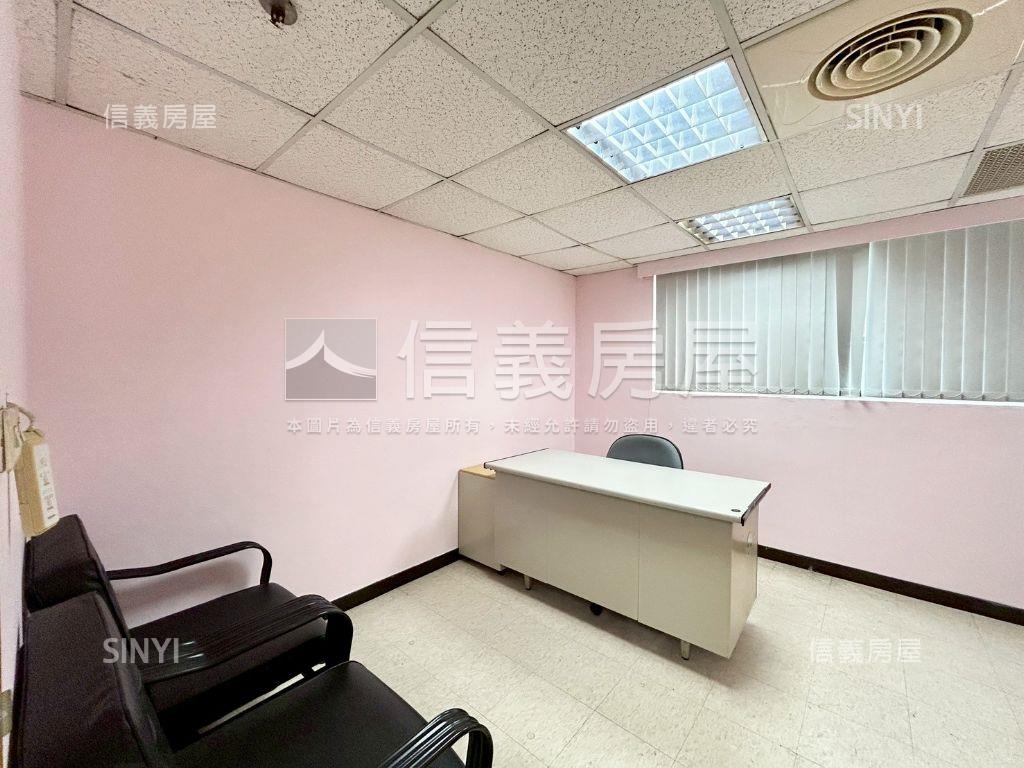 市區近車站辦公空間附車位房屋室內格局與周邊環境