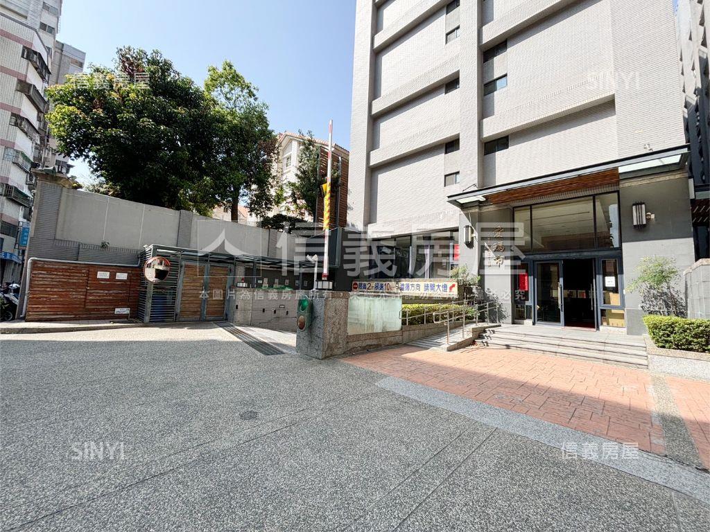 中科朝東陽光灑落的愛瑪市房屋室內格局與周邊環境