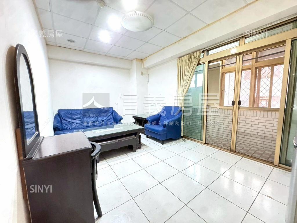 貴族邊間大陽台美居房屋室內格局與周邊環境