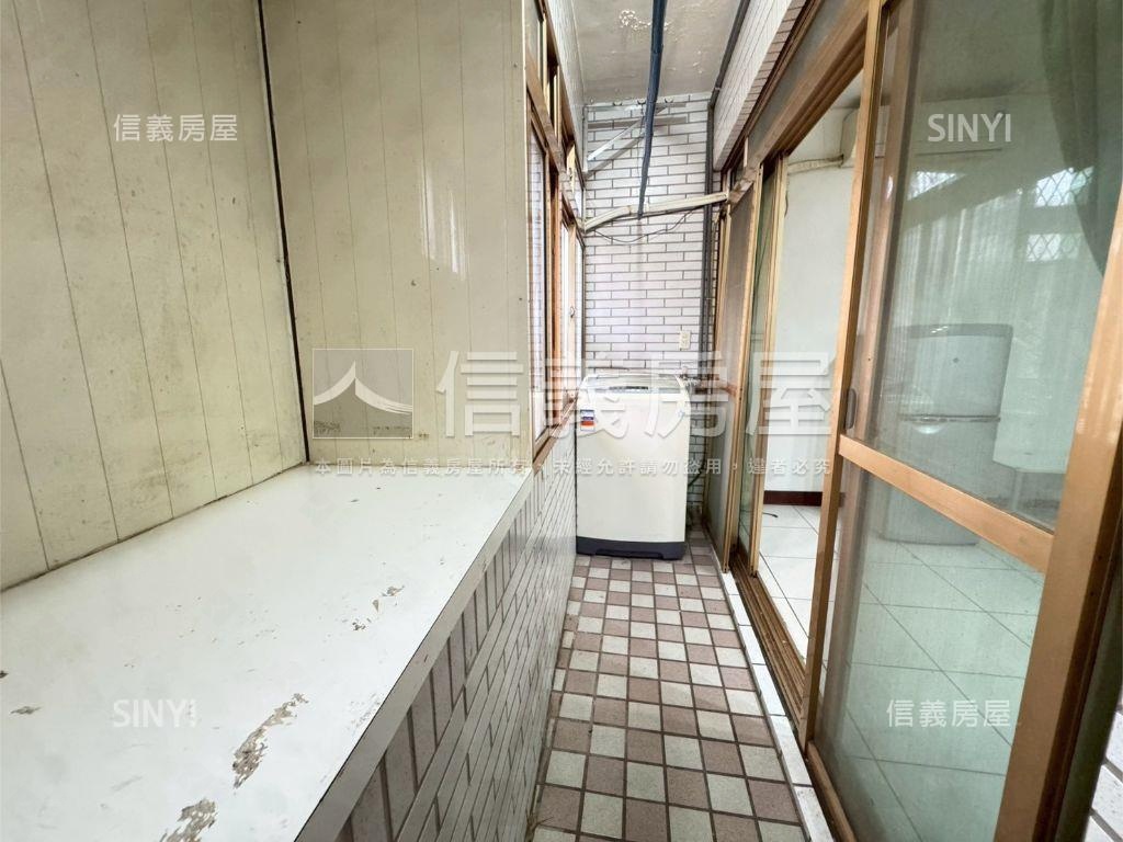 貴族邊間大陽台美居房屋室內格局與周邊環境