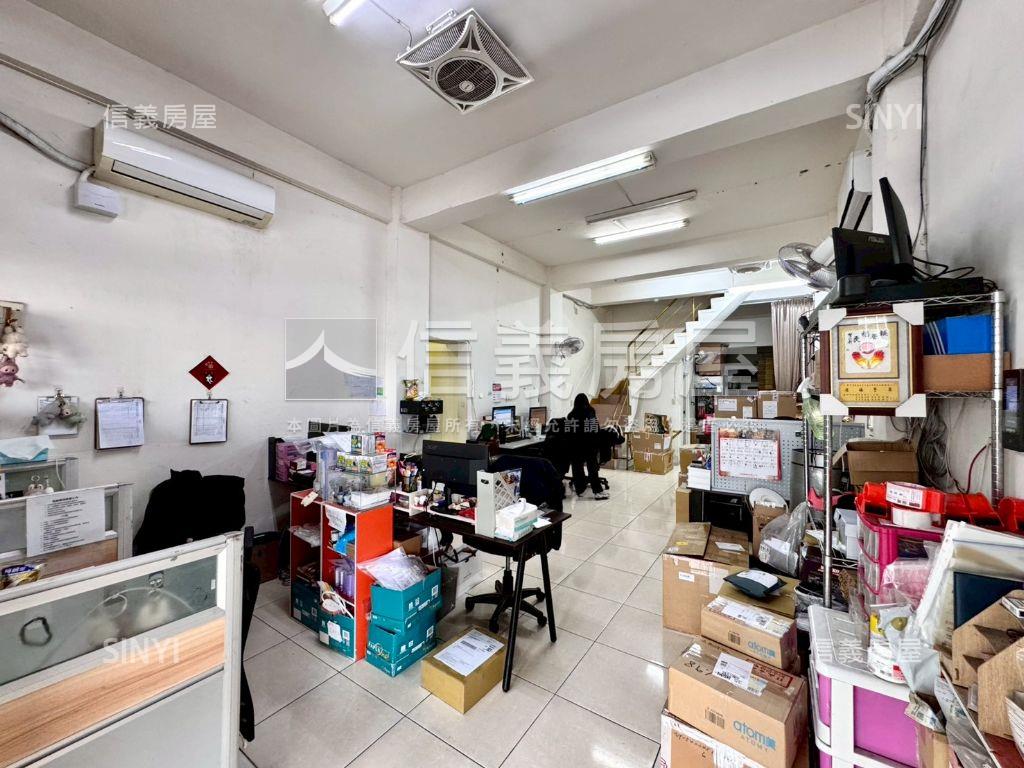 近一中雙透天店面加蓋電梯房屋室內格局與周邊環境