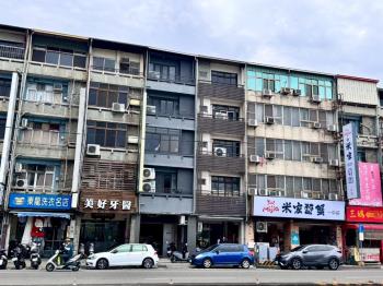 近一中雙透天店面加蓋電梯