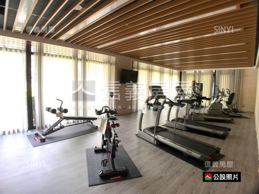 稀有玉山岩３房車位房屋室內格局與周邊環境