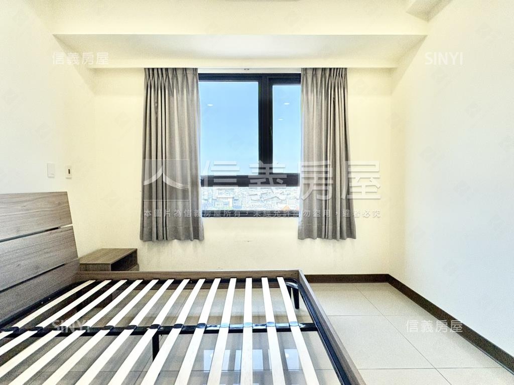 新源邸夕陽景觀三房平車房屋室內格局與周邊環境