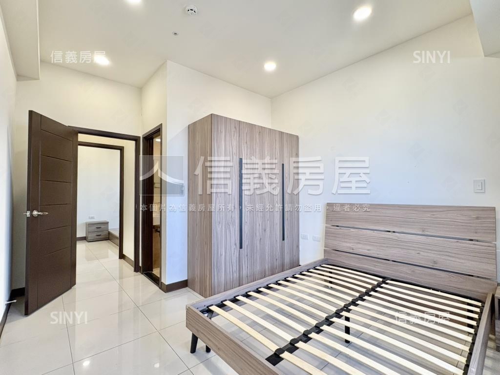 新源邸夕陽景觀三房平車房屋室內格局與周邊環境