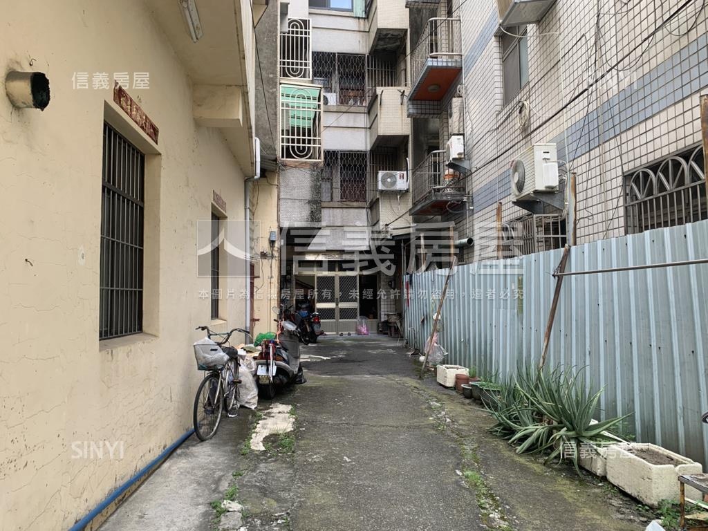 大里老街五房邊間孝親透天房屋室內格局與周邊環境
