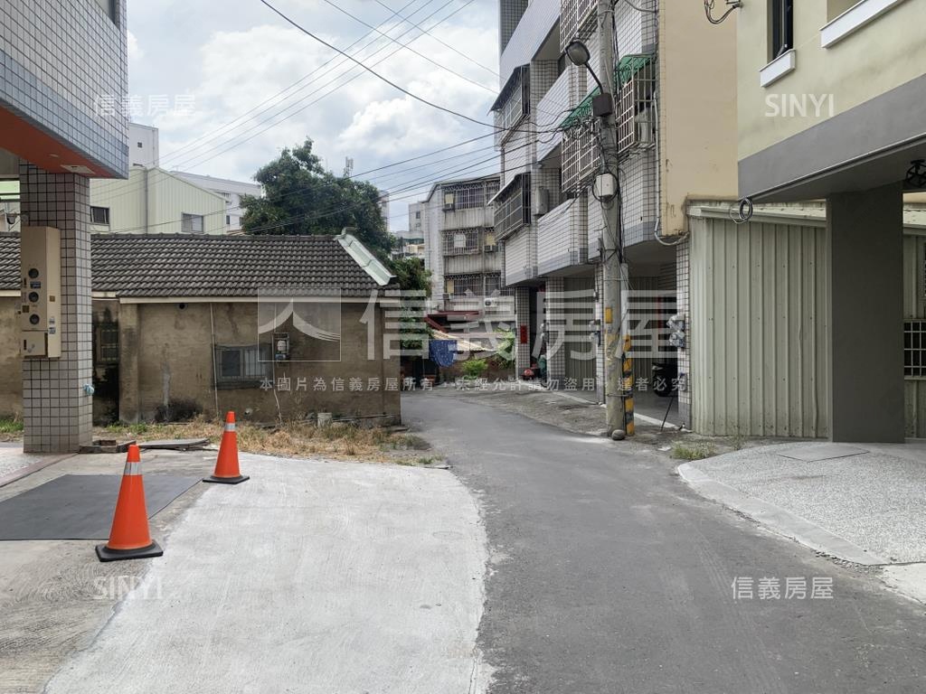 大里老街五房邊間孝親透天房屋室內格局與周邊環境