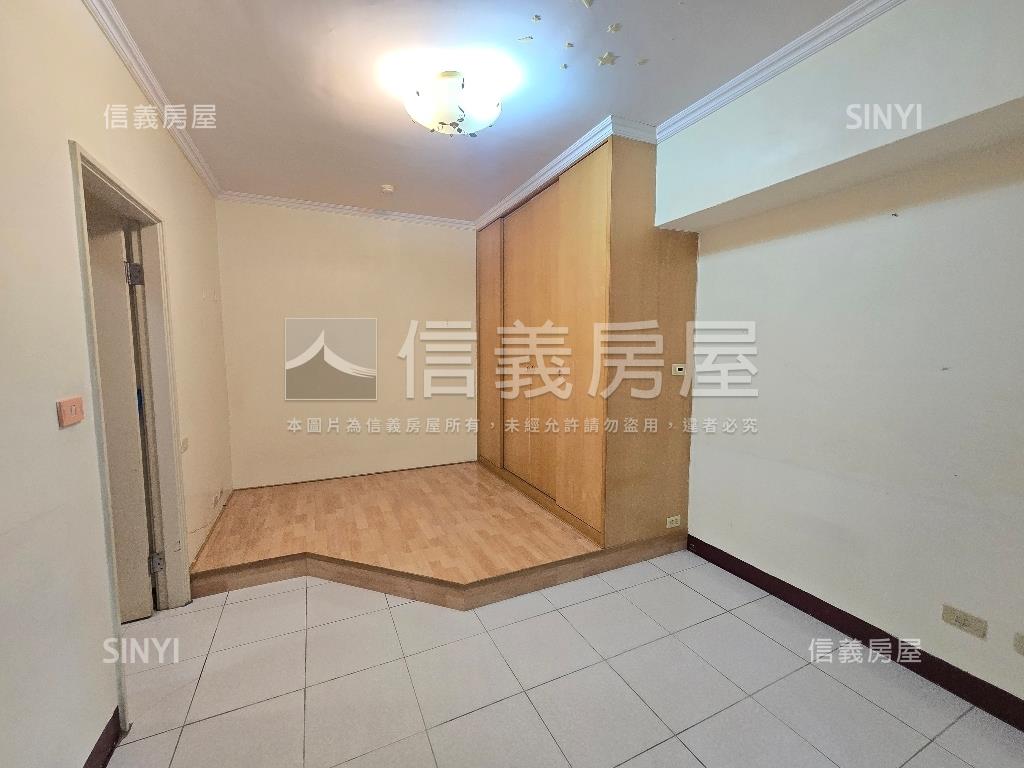 新春加州成家大一房房屋室內格局與周邊環境