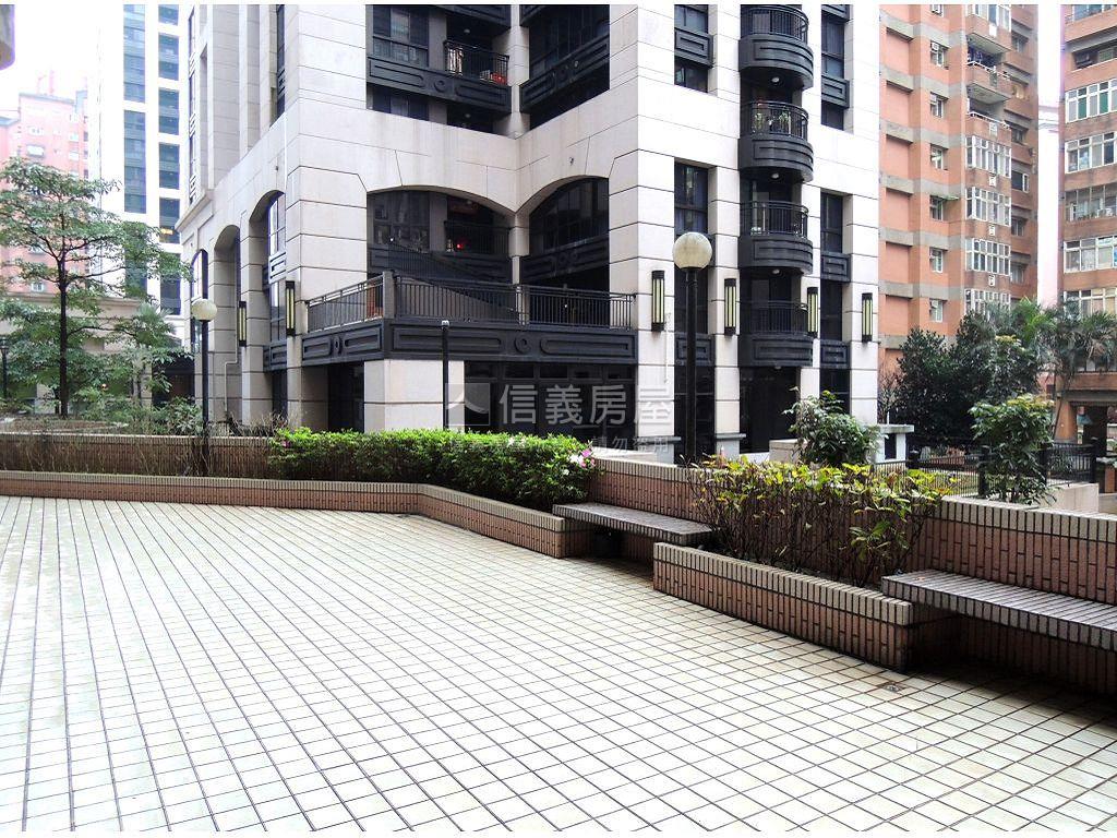 新春加州成家大一房房屋室內格局與周邊環境