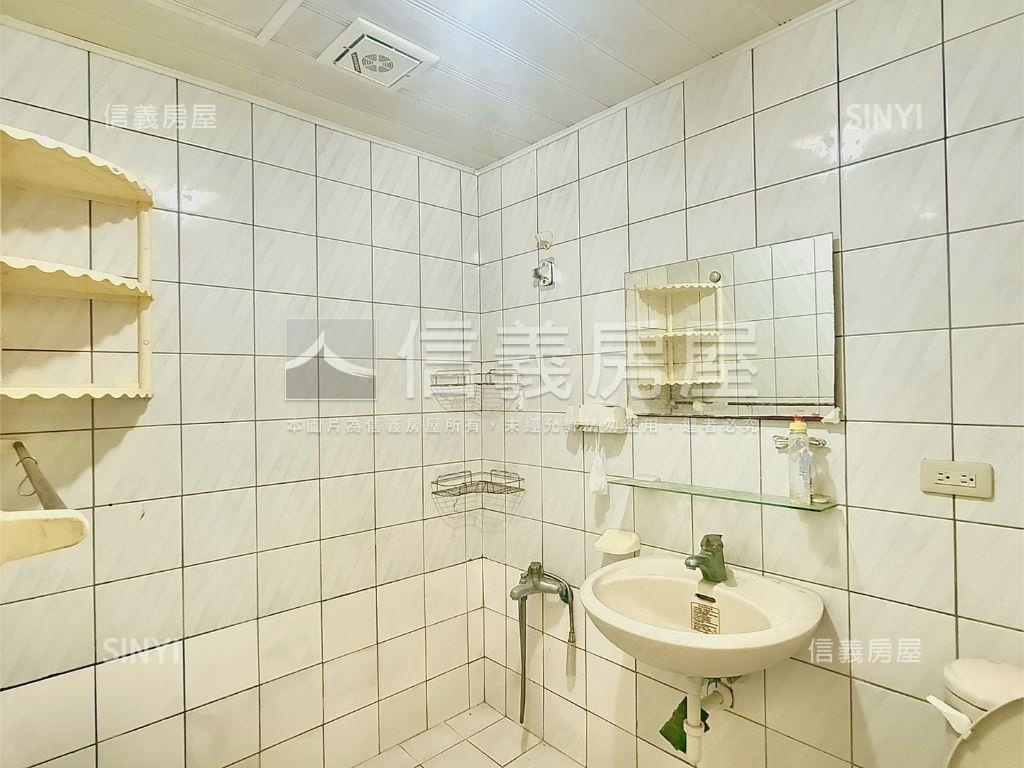 【凡爾賽宮】好收租四房房屋室內格局與周邊環境