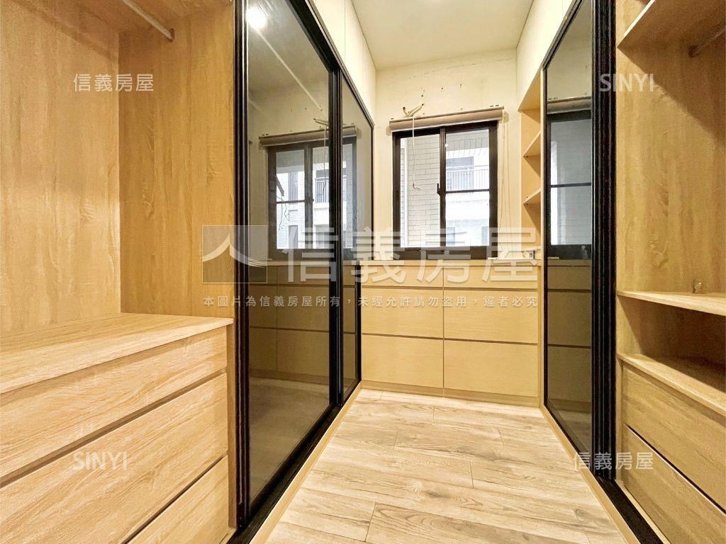 楠梓永信近國道面寬雙車墅房屋室內格局與周邊環境