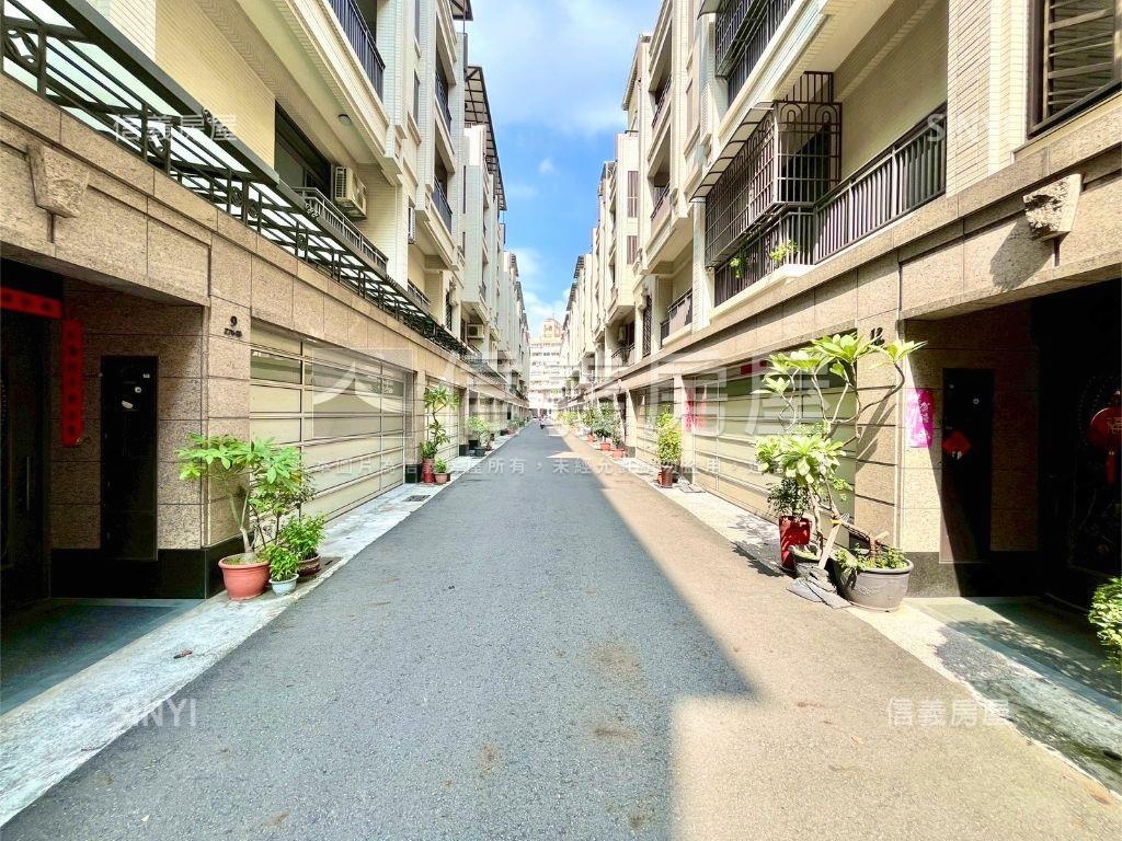 楠梓永信近國道面寬雙車墅房屋室內格局與周邊環境