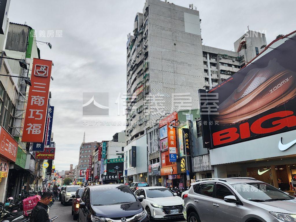 一中商圈大面寬收租金雞母房屋室內格局與周邊環境
