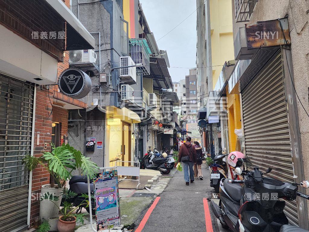 一中商圈大面寬收租金雞母房屋室內格局與周邊環境
