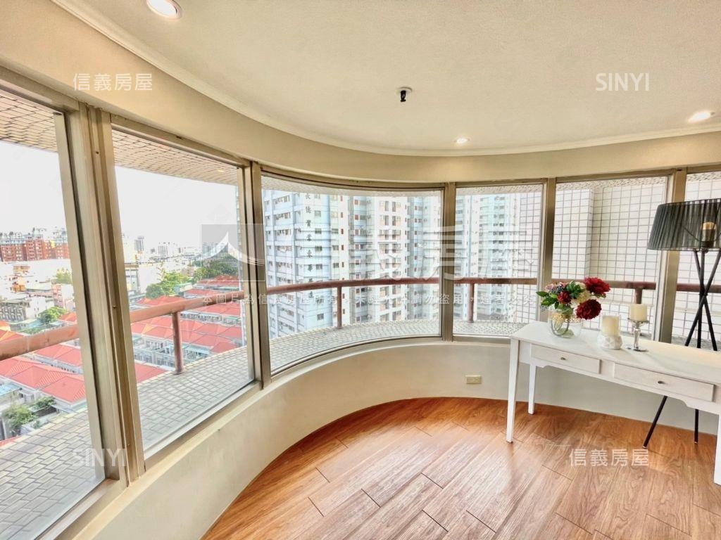 南區樓中樓兩房視野戶房屋室內格局與周邊環境