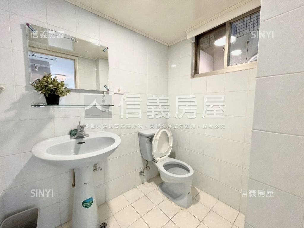 南區樓中樓兩房視野戶房屋室內格局與周邊環境