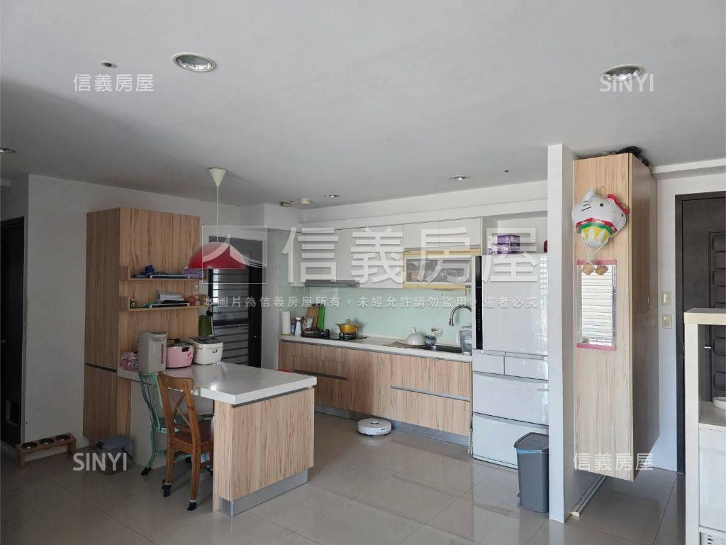 總太悅來高樓三房平面車位房屋室內格局與周邊環境