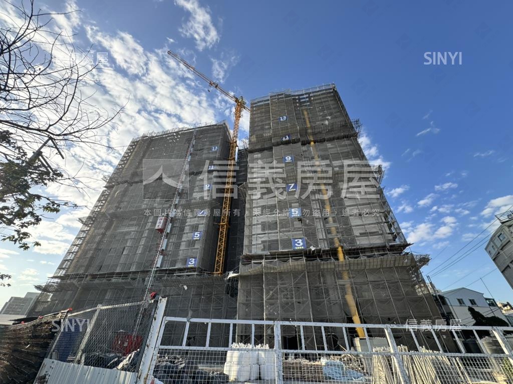 品微楓兩房附車位房屋室內格局與周邊環境