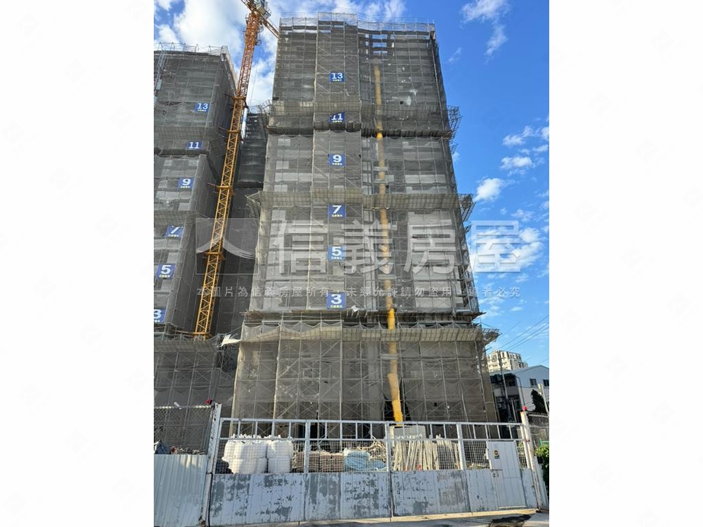 品微楓兩房附車位房屋室內格局與周邊環境