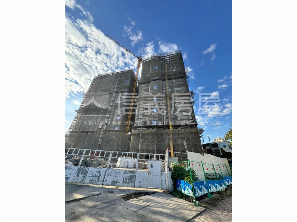 品微楓兩房附車位房屋室內格局與周邊環境