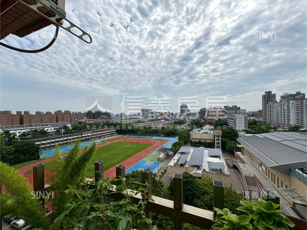 近台中高工，視野三房平車房屋室內格局與周邊環境