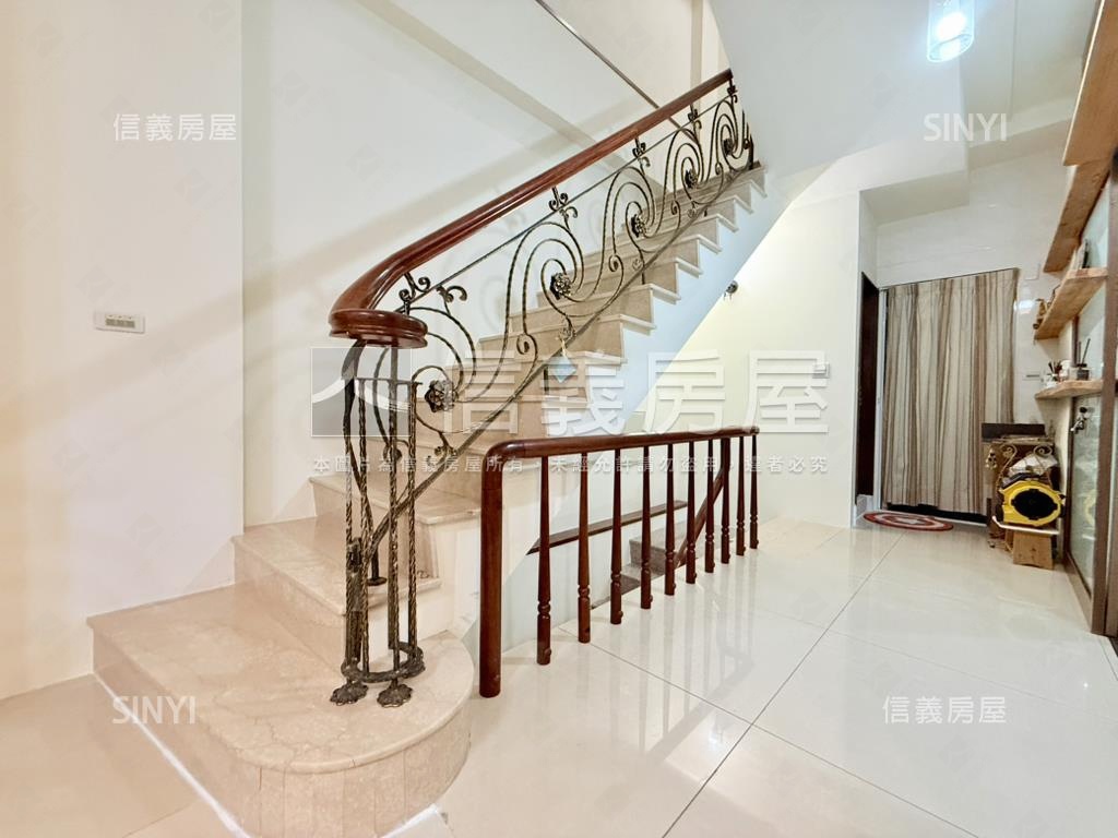 太子世紀帝國雙車美墅房屋室內格局與周邊環境