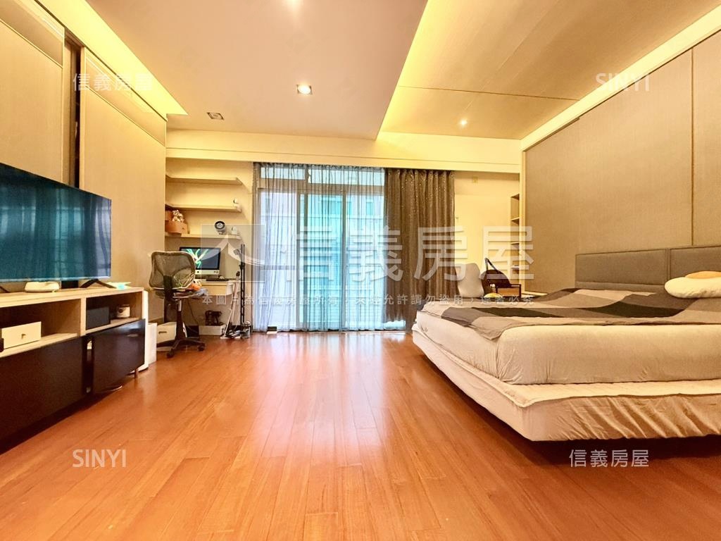 太子世紀帝國雙車美墅房屋室內格局與周邊環境