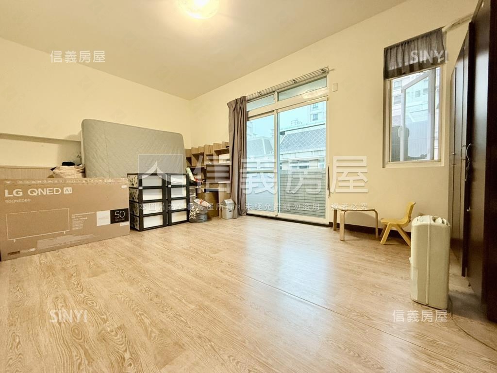 太子世紀帝國雙車美墅房屋室內格局與周邊環境