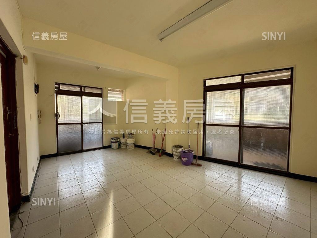 稀有獨戶高挑採光公寓房屋室內格局與周邊環境