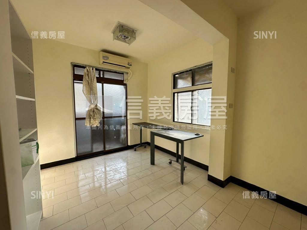 稀有獨戶高挑採光公寓房屋室內格局與周邊環境