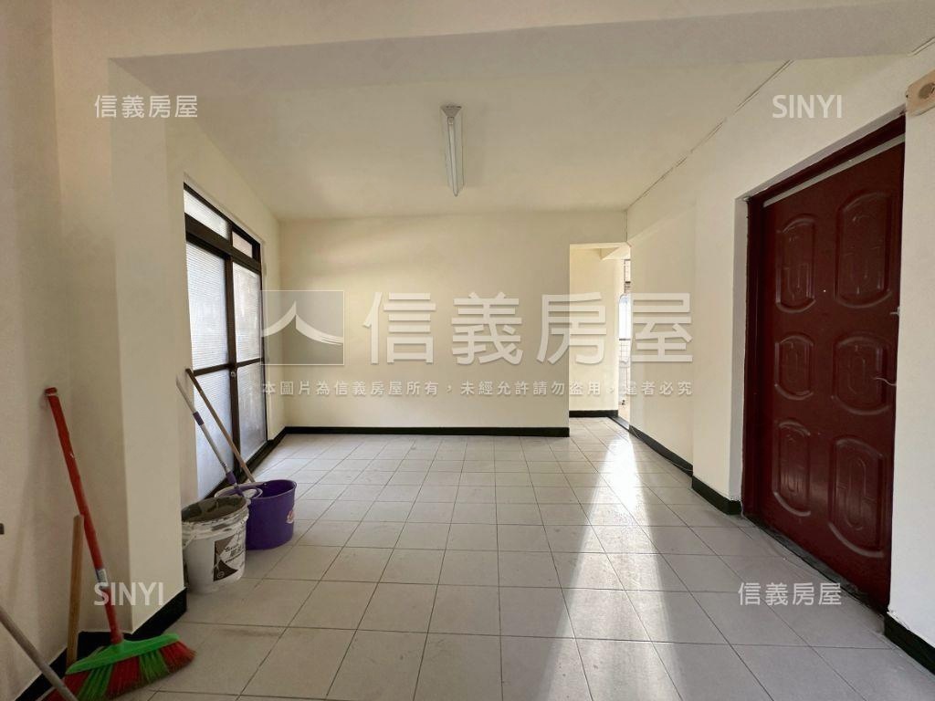 稀有獨戶高挑採光公寓房屋室內格局與周邊環境
