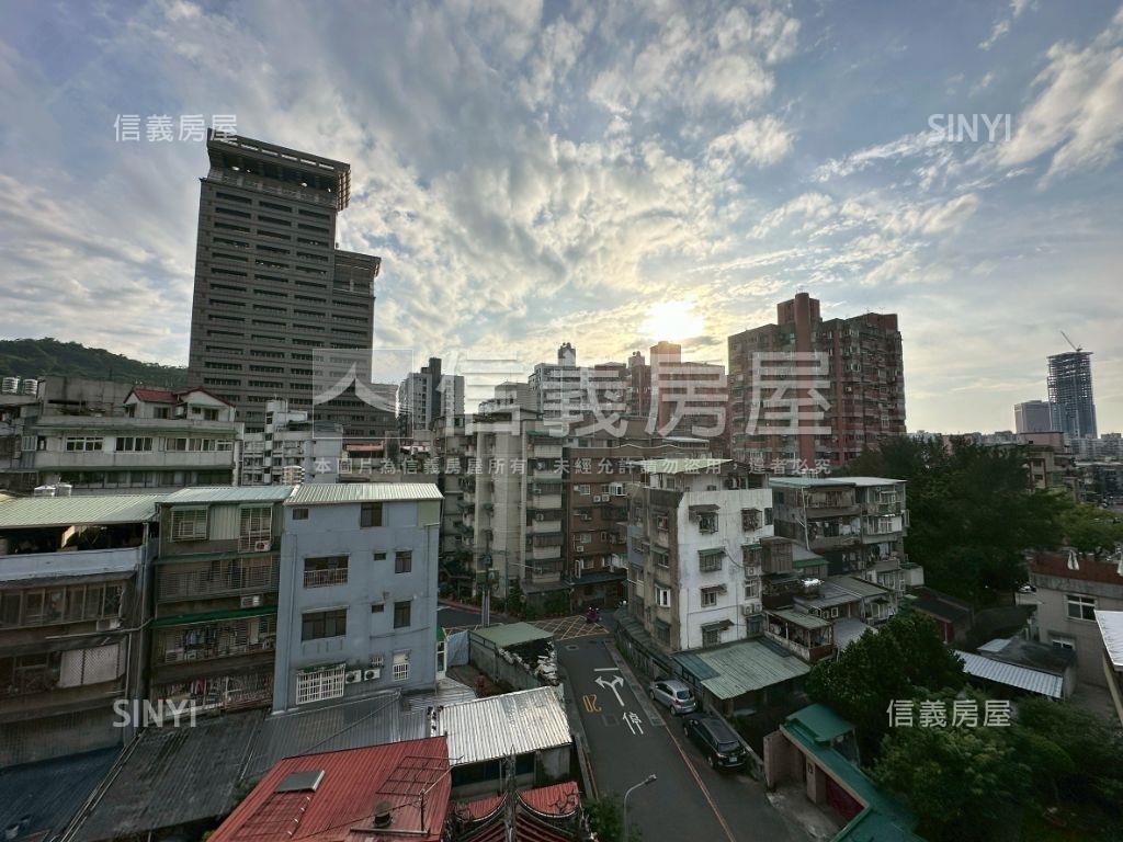 稀有獨戶高挑採光公寓房屋室內格局與周邊環境