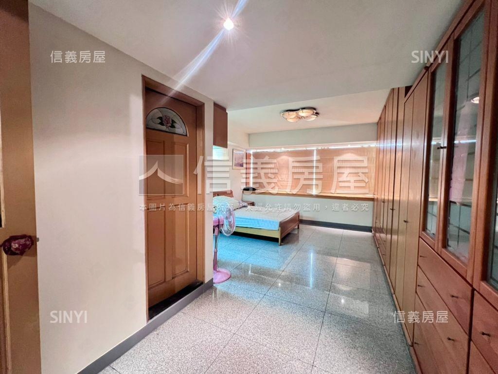 古亭捷運電梯四房房屋室內格局與周邊環境