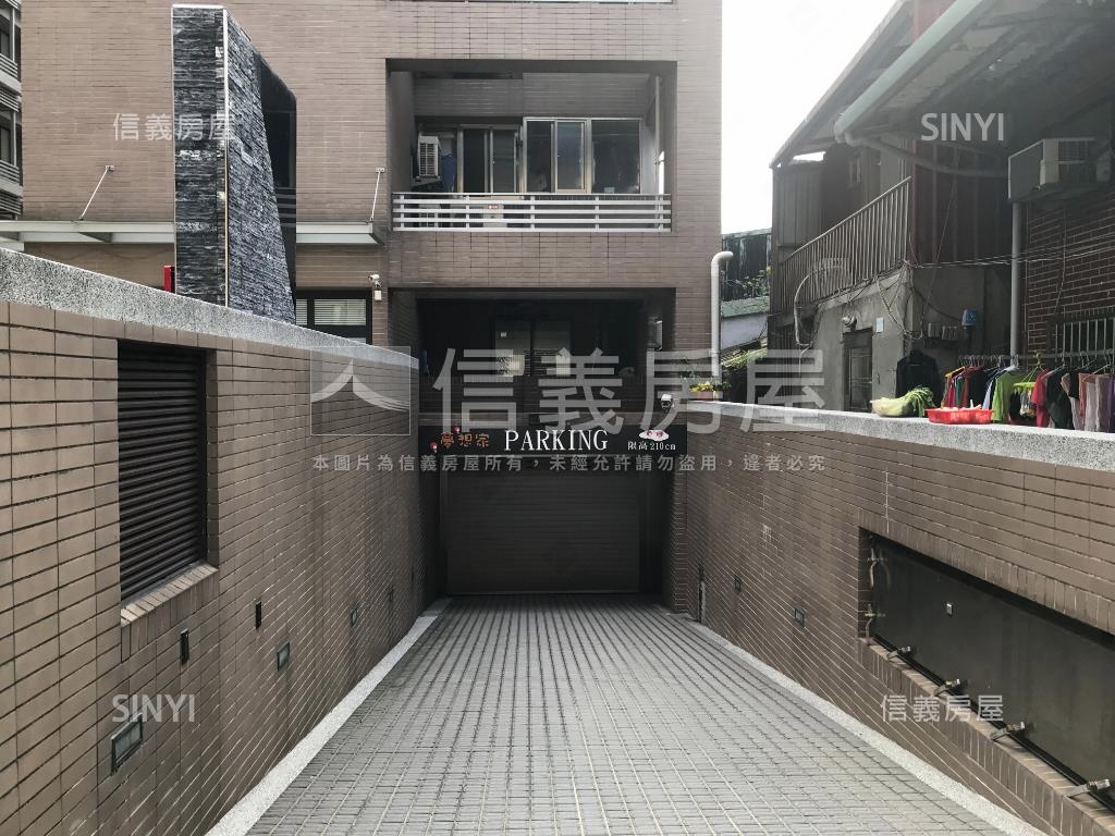 圓夢・幸福居｜２房車位房屋室內格局與周邊環境